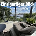 Lage Mit Warnowblick - Großer Balkon, Zwei Schlafzimmer, Aufzug, Stellplatz Rostock