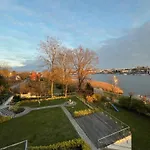 Lage Mit Warnowblick - Großer Balkon, Zwei Schlafzimmer, Aufzug, Stellplatz *
