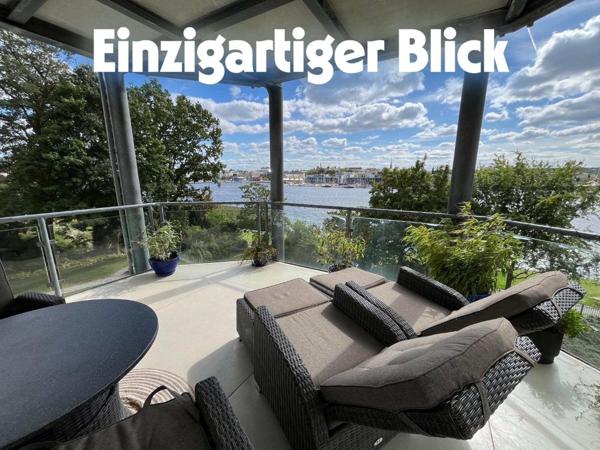 Lage Mit Warnowblick - Großer Balkon, Zwei Schlafzimmer, Aufzug, Stellplatz Rostock